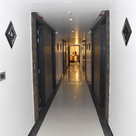 Hotel Parklane Agra (Uttar Pradesh) Dış mekan fotoğraf