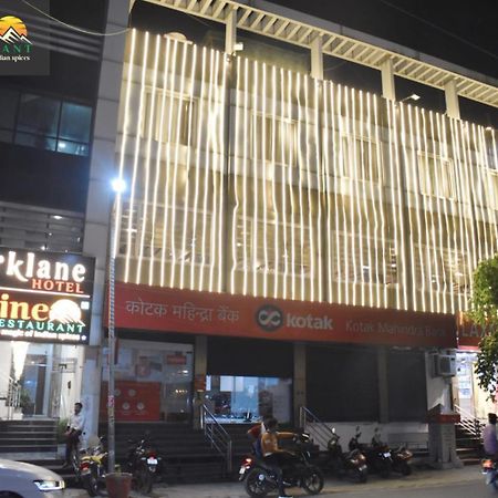 Hotel Parklane Agra (Uttar Pradesh) Dış mekan fotoğraf