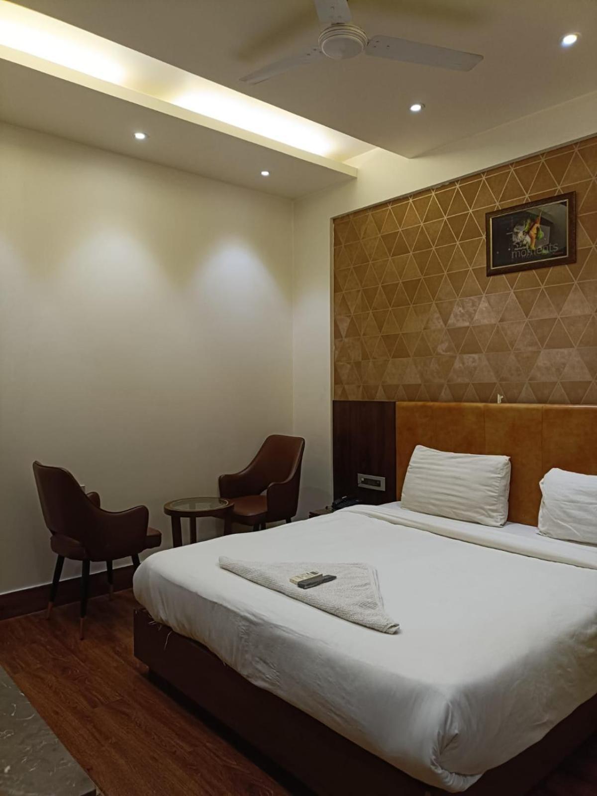 Hotel Parklane Agra (Uttar Pradesh) Dış mekan fotoğraf